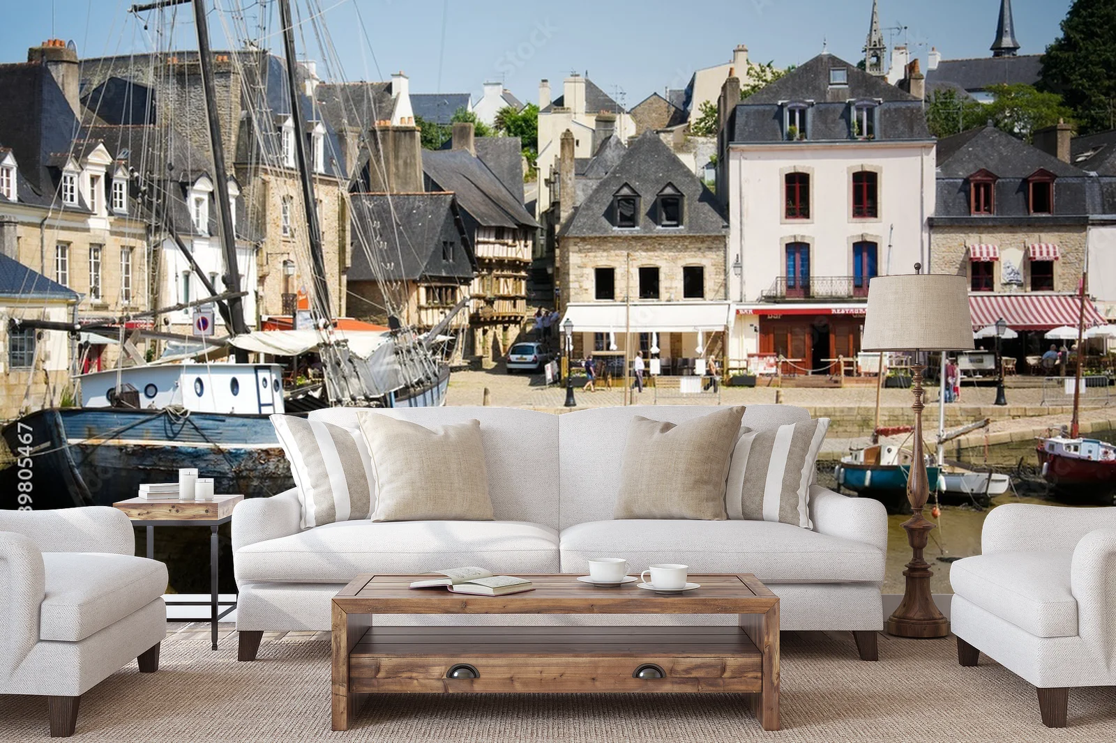 Urokliwy port auray w pastelowych odcieniach