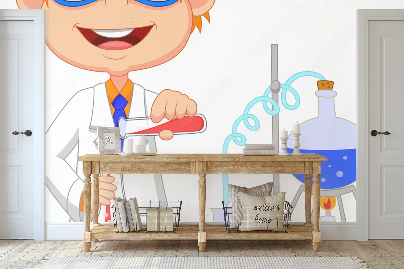 Radosny chłopiec zanurzony w chemicznym odkrywaniu