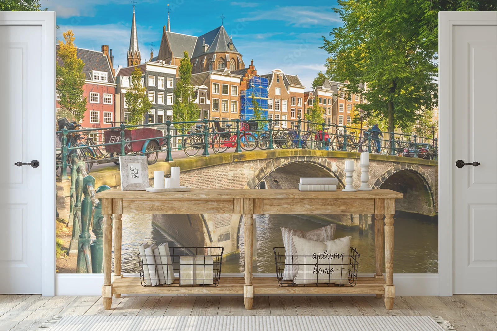 Amsterdamska urbanistyka w nasyconej palecie barw