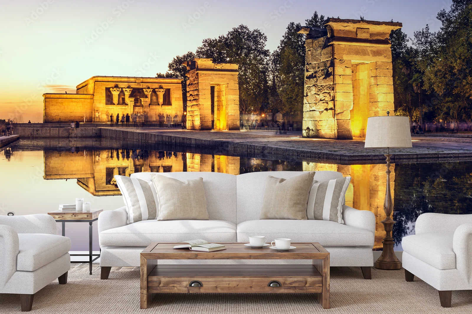 Zjawiskowy świątynia Debod w błękicie nieba