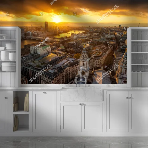 Panoramiczny widok Londynu o zachodzie słońca