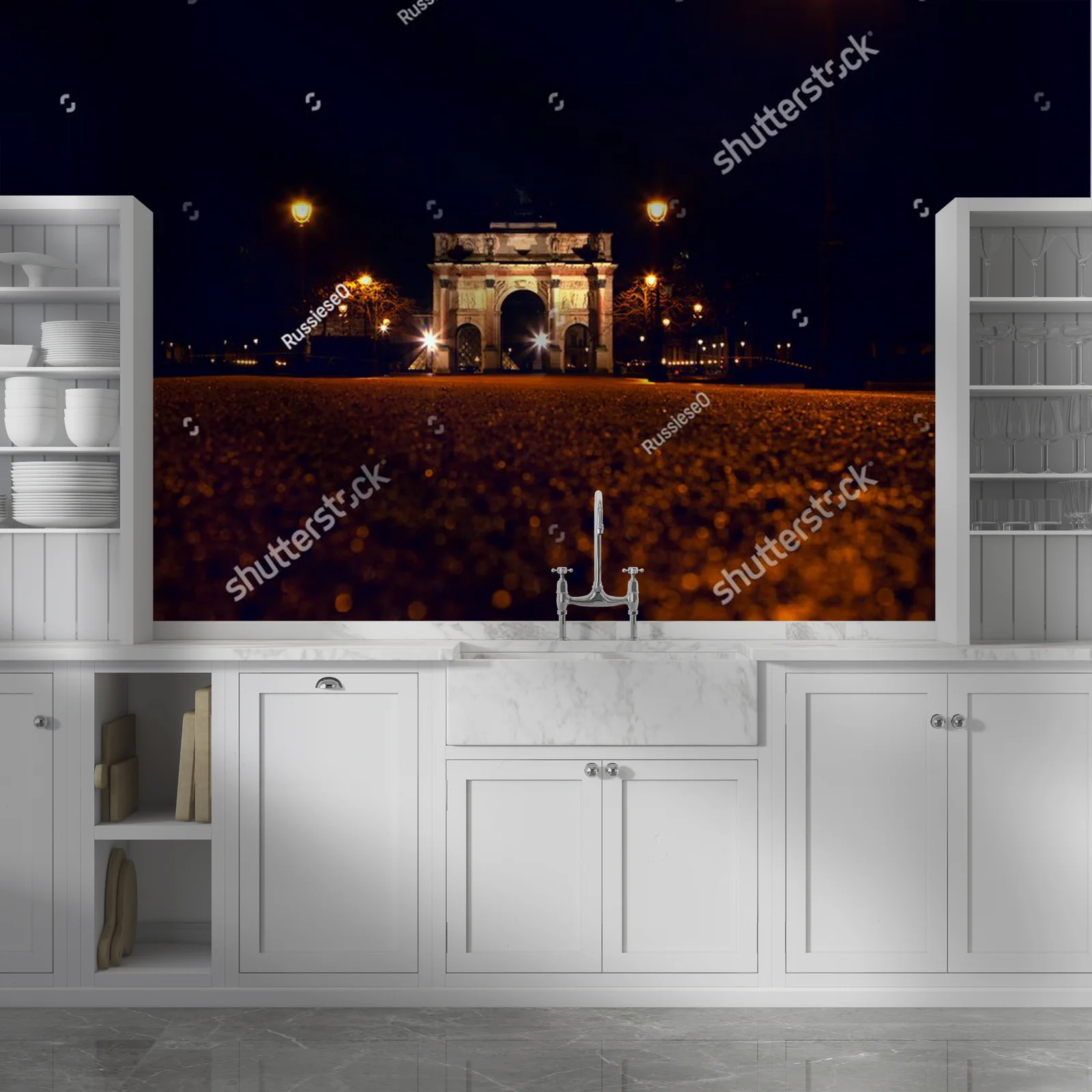 Nocny widok na Arc de Triomphe w Paryżu