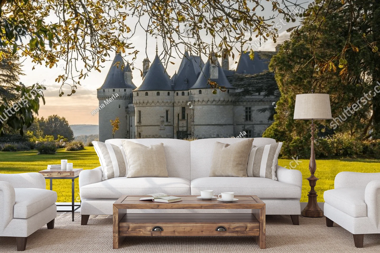 Zamek Chaumont-sur-Loire w złotym blasku