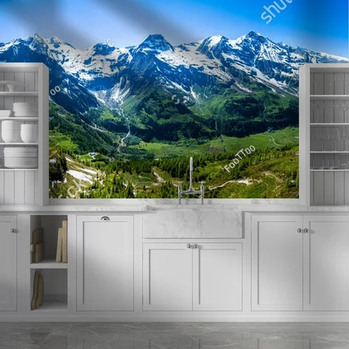Alpejska panorama Grossglocknera w błękicie