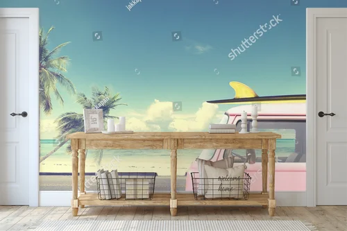 Retro van na plaży z deską surfingową