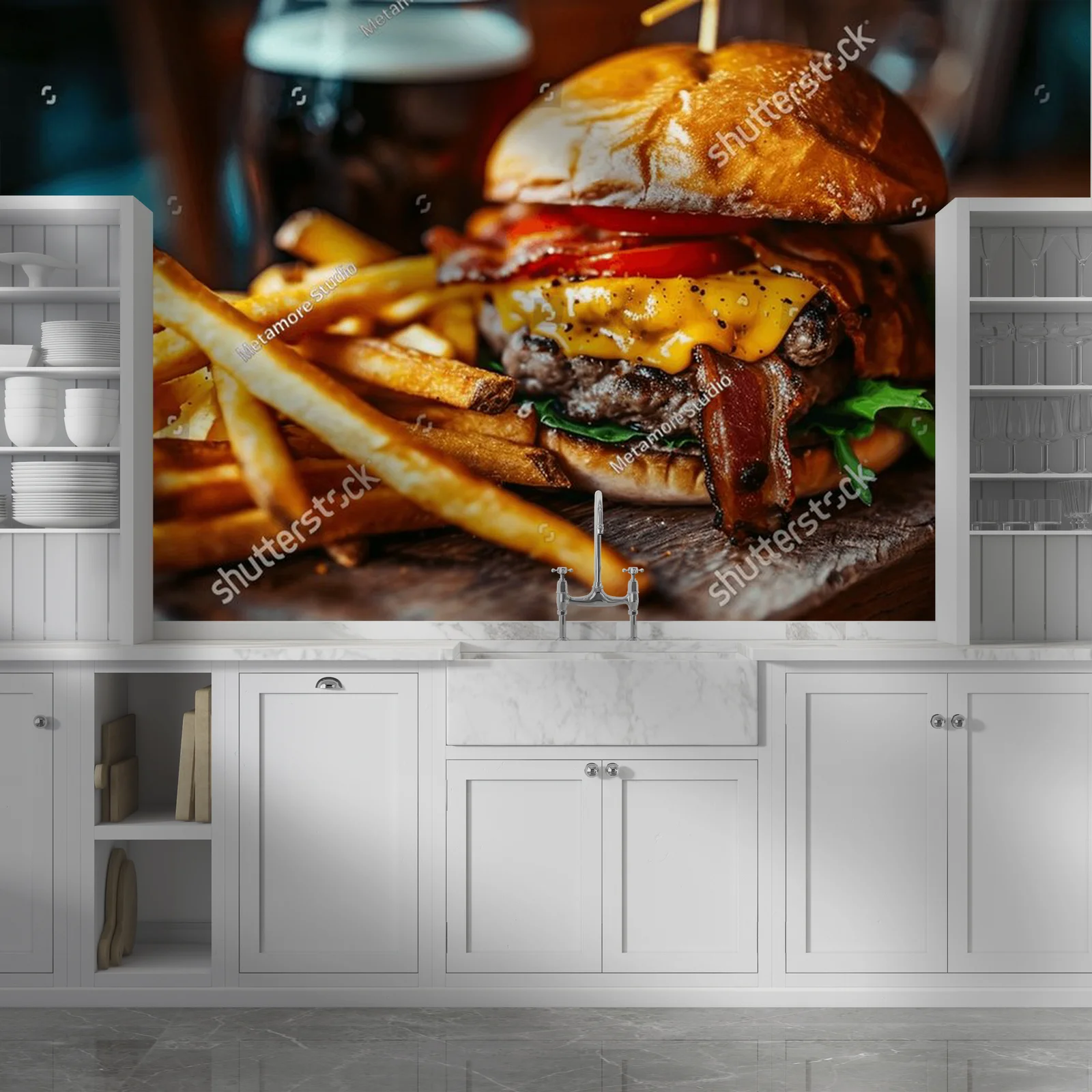 Soczysty burger w otoczeniu smaków i kolorów