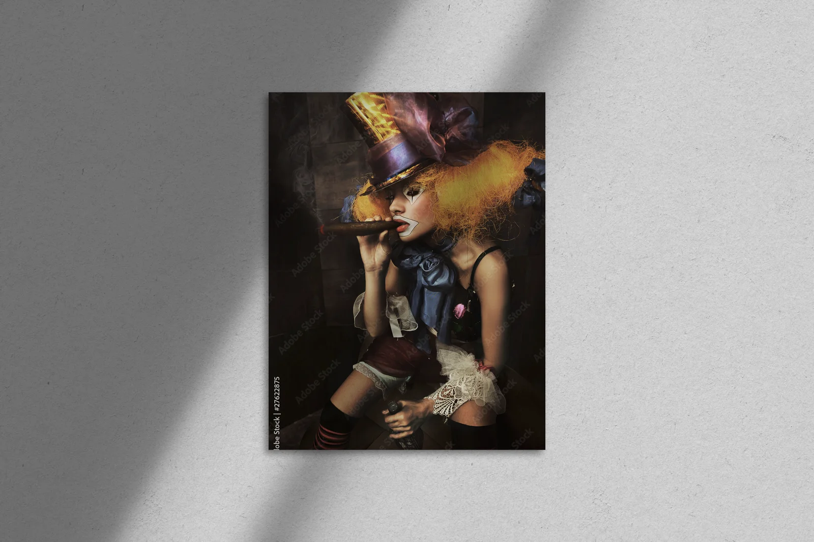 Mroczny clown w nastrojowych odcieniach