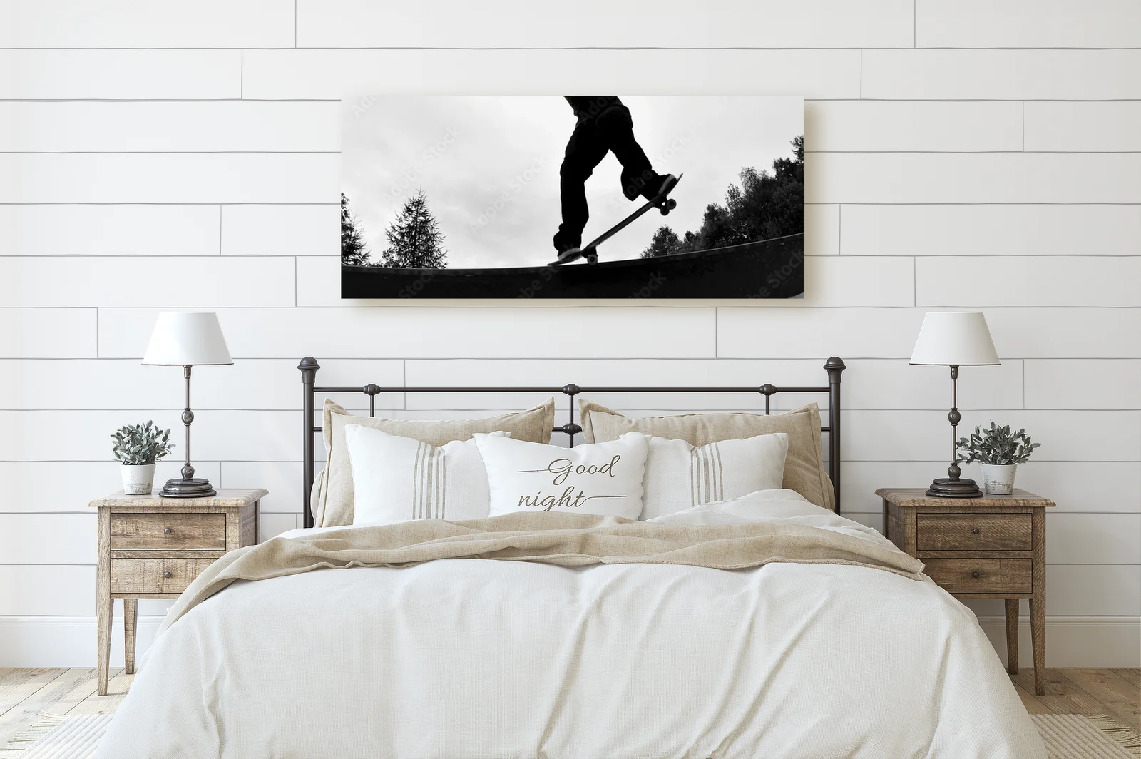 Dynamiczna sylwetka skateboardzisty w ruchu