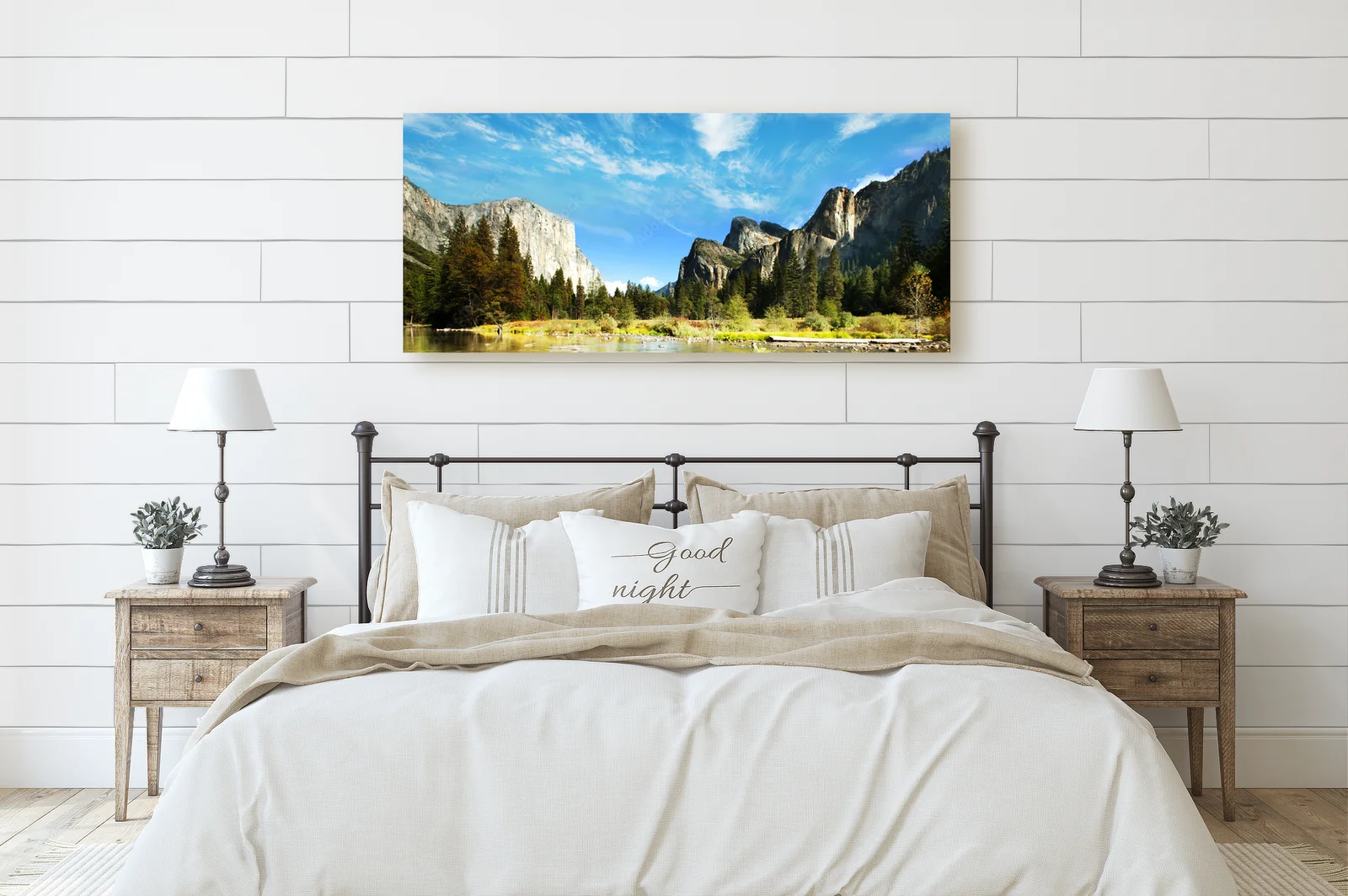 Oszałamiający widok na Yosemite w monochromatycznej tonacji