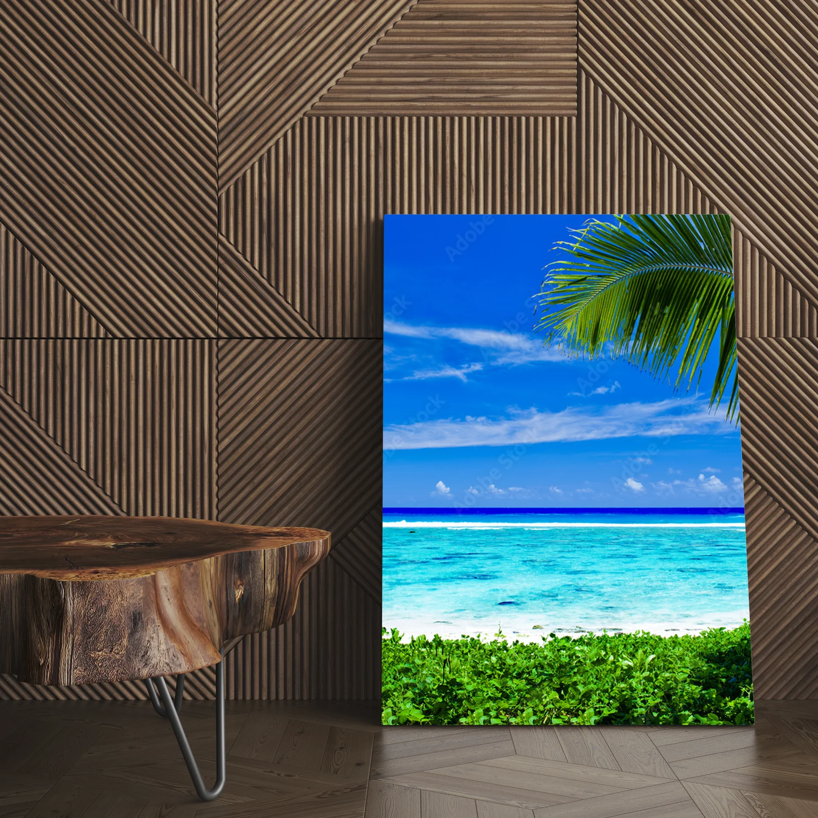 Tropikalna plaża otoczona palmami w błękicie