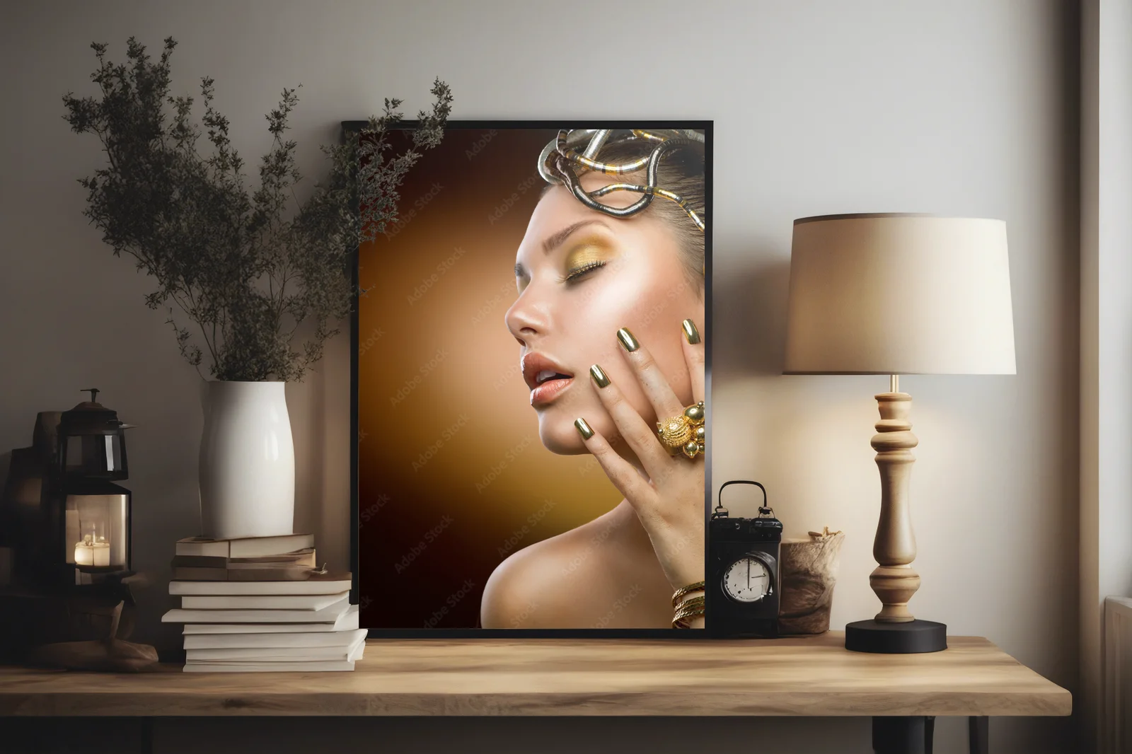 Stylowy portret w złotych odcieniach