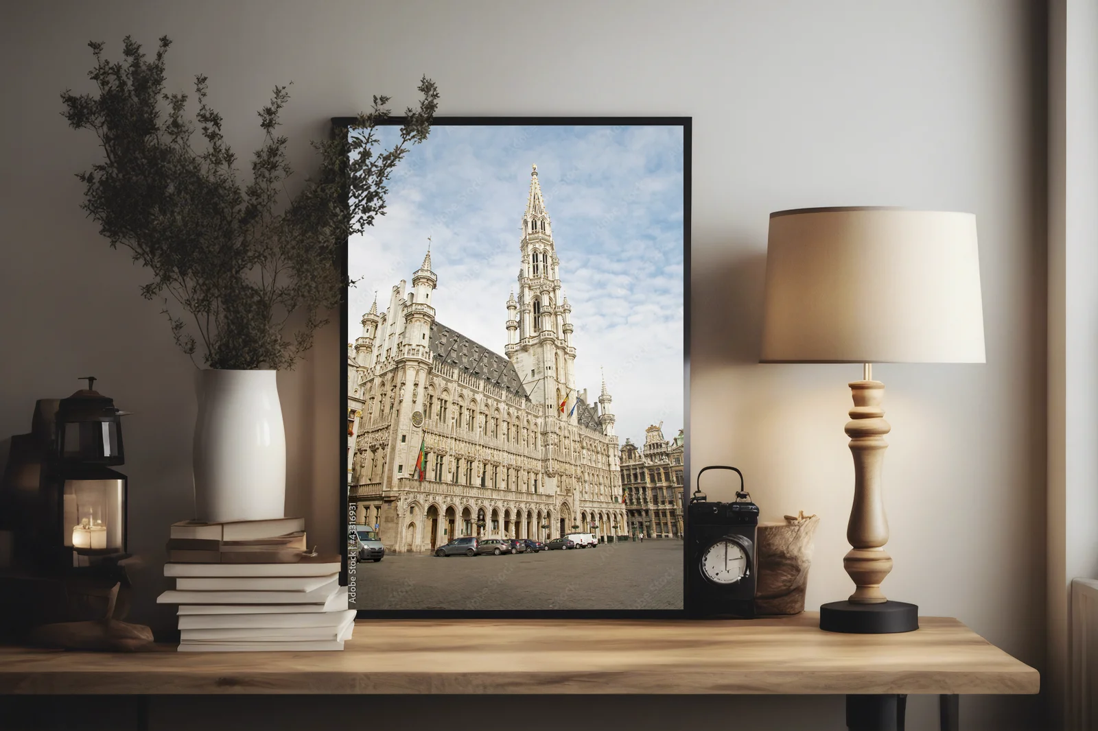 Elegancka architektura Brukseli w stonowanej szarości