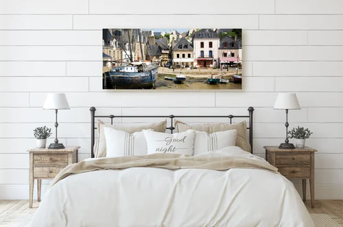 Urokliwy port auray w pastelowych odcieniach