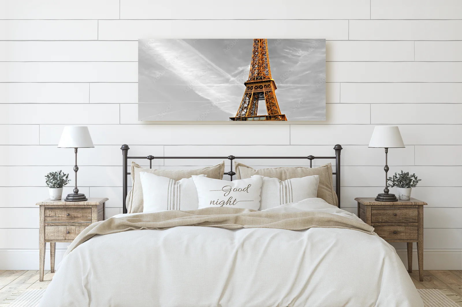 Eiffel Tower: Symbol Paris i romantyzmu