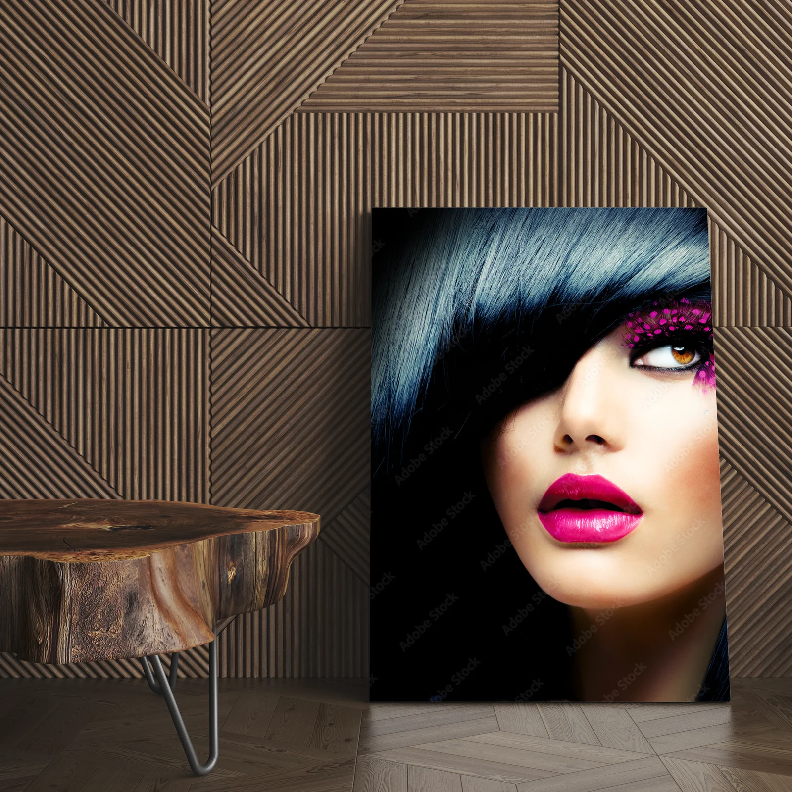 Blask piękna w czerni: portret brunetki