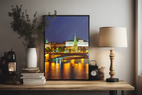 Misterna noc w Moskwie nad rzeką Moskwą