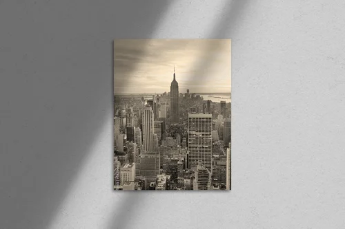 Kameralne ujęcie Empire State Building w promieniach zachodu