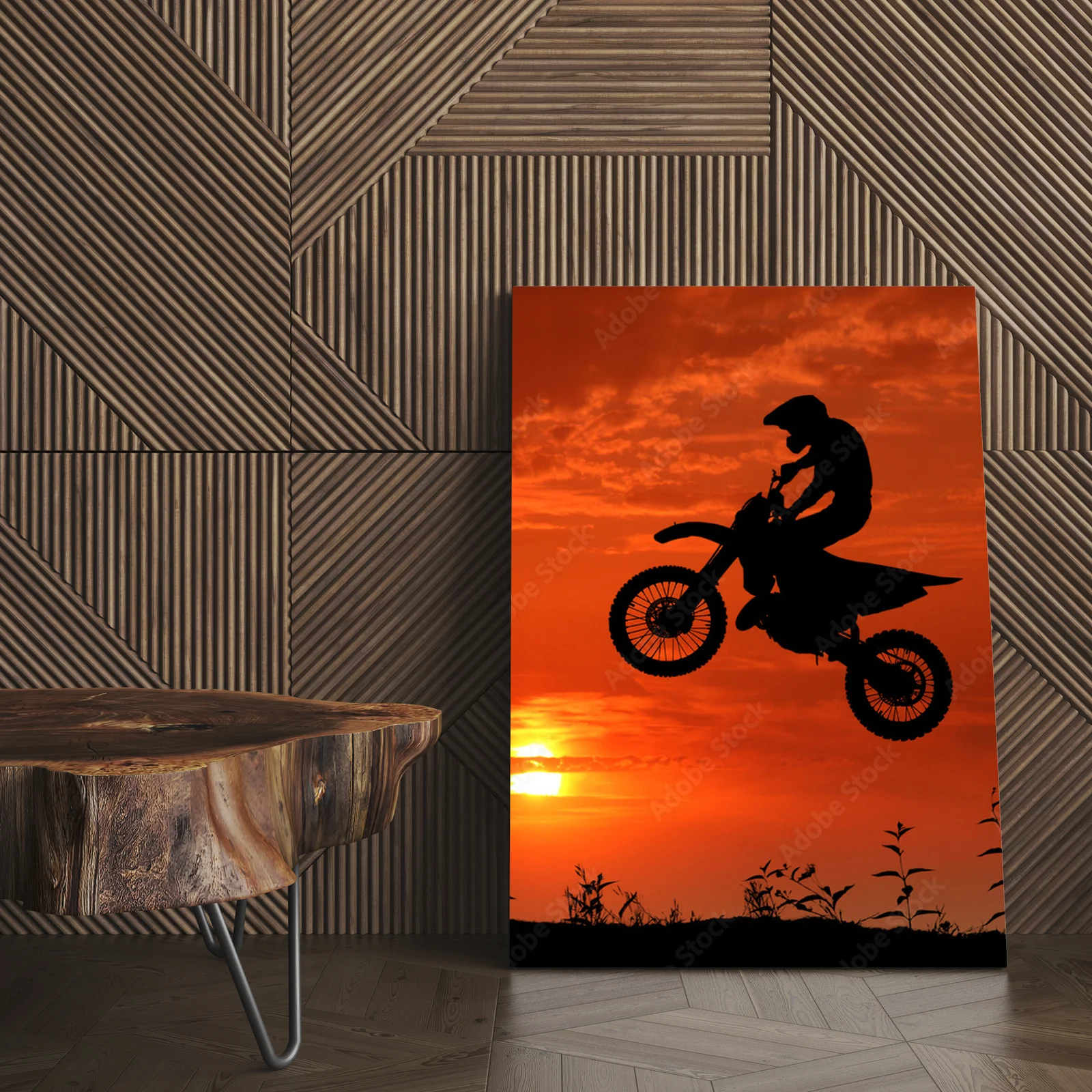 Motocross w romantycznym blasku zachodu słońca
