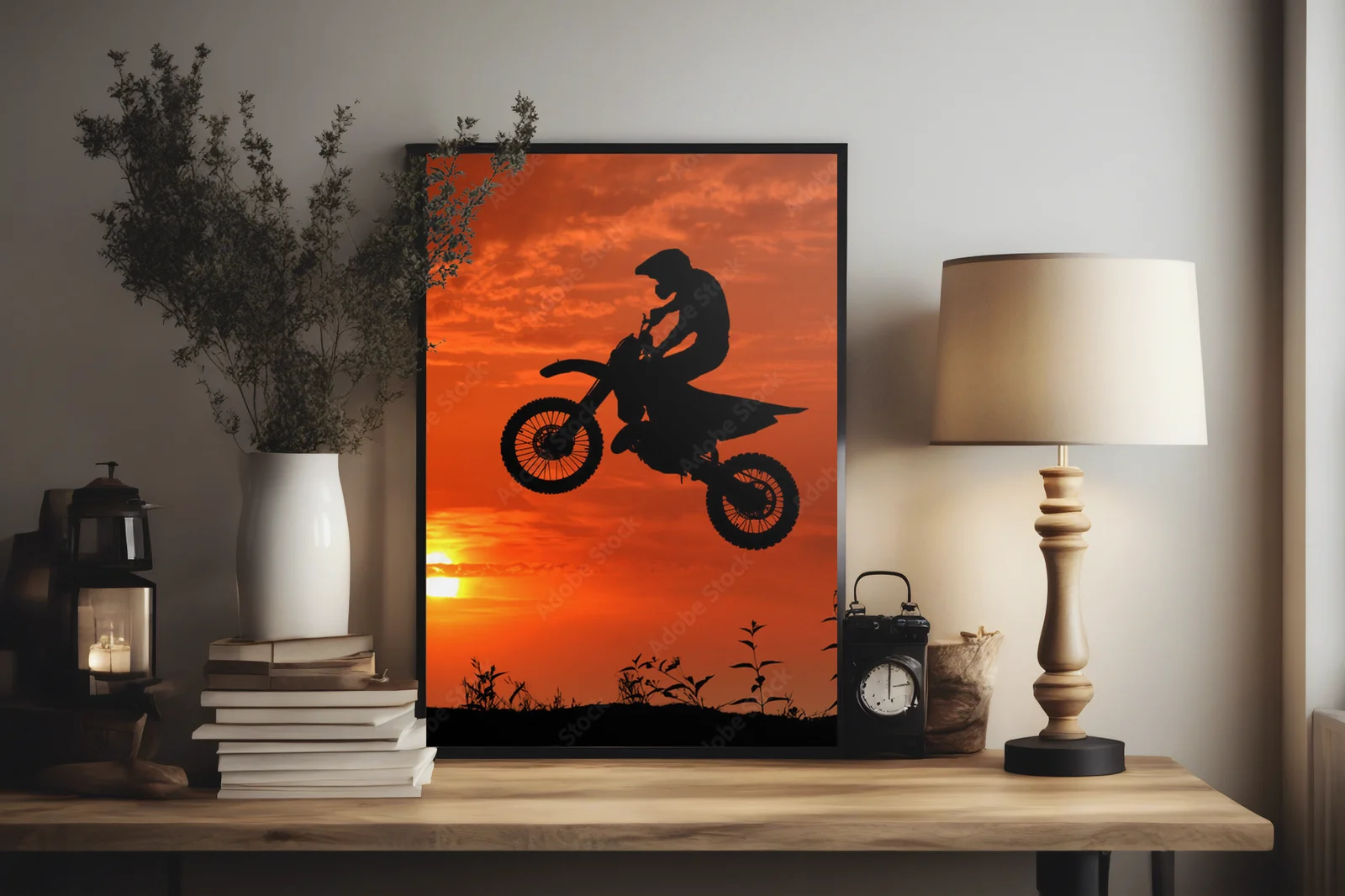 Motocross w romantycznym blasku zachodu słońca