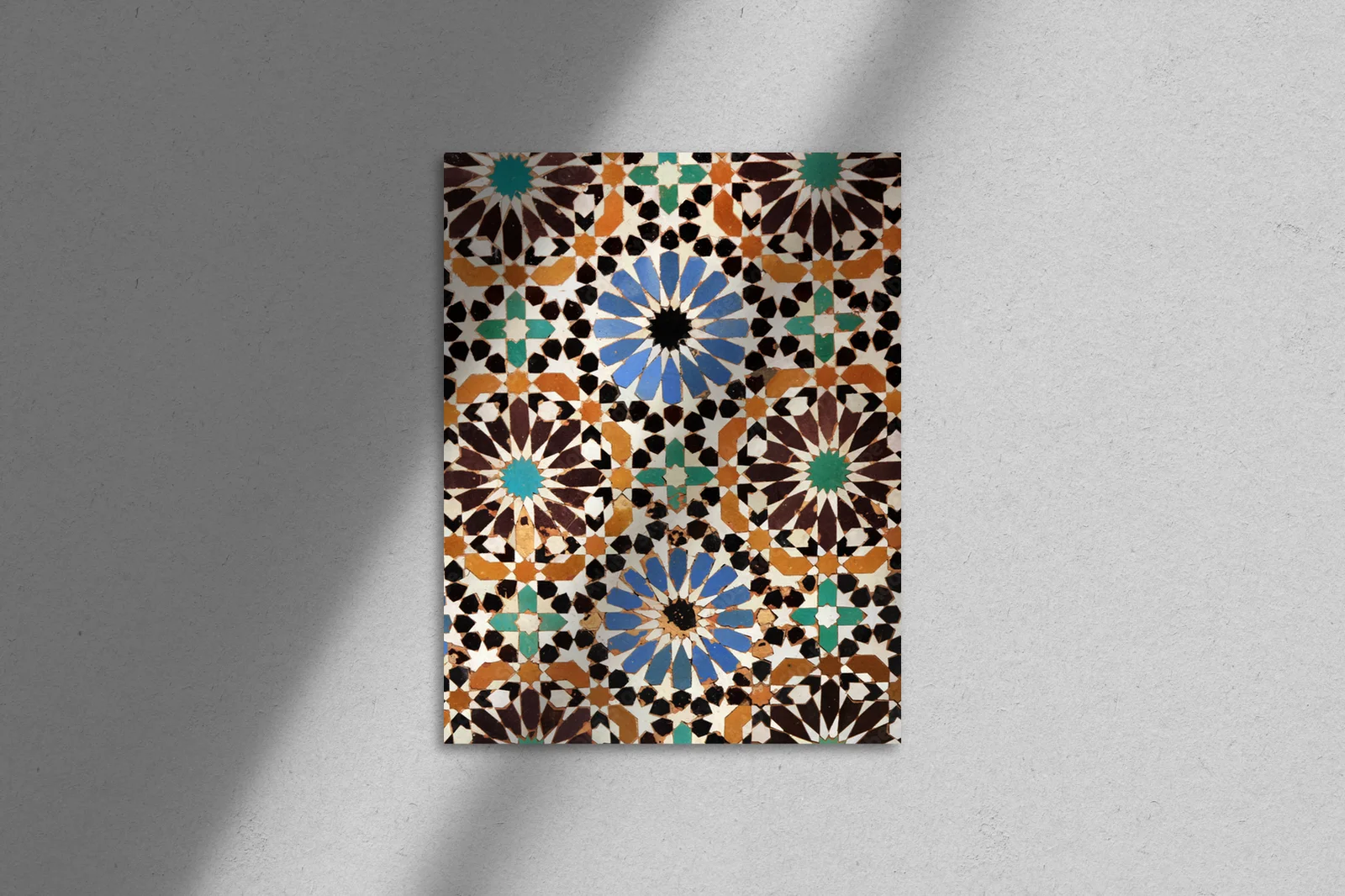 Elegancka mozaika z Marrakechu w stonowanej kolorystyce