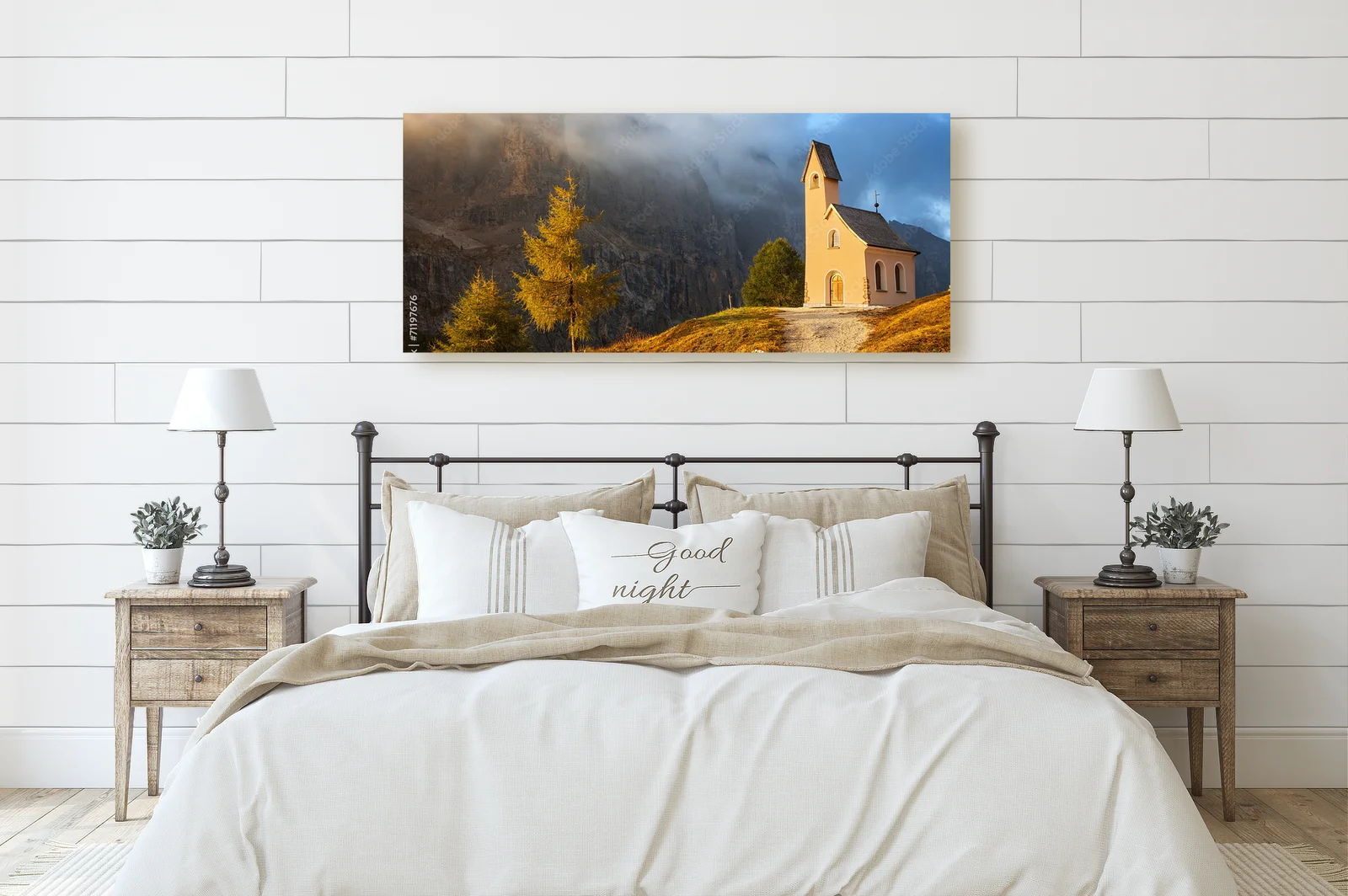 Urokliwa kapliczka w sercu Dolomitów
