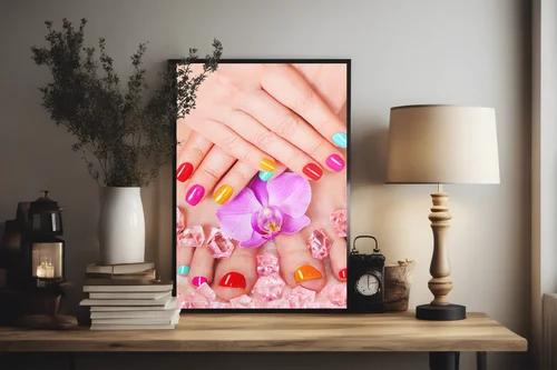 Urokliwy manicure i pedicure w pastelowych tonach