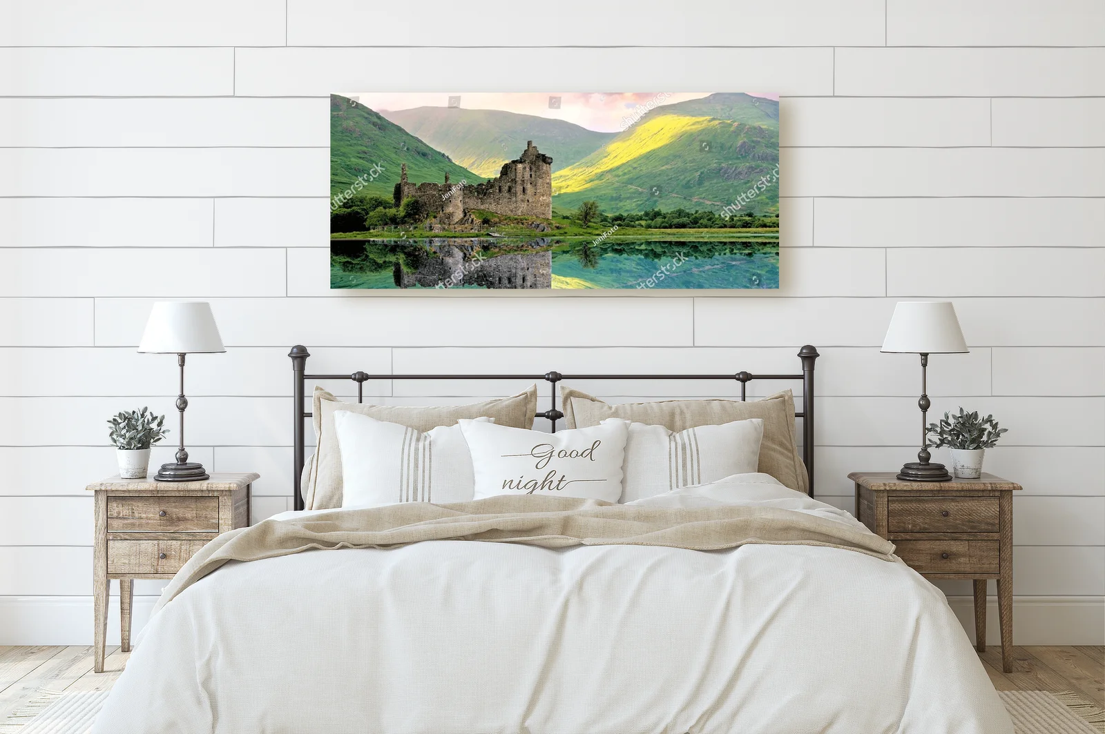Zachwycająca panorama Kilchurn Castle o zmierzchu