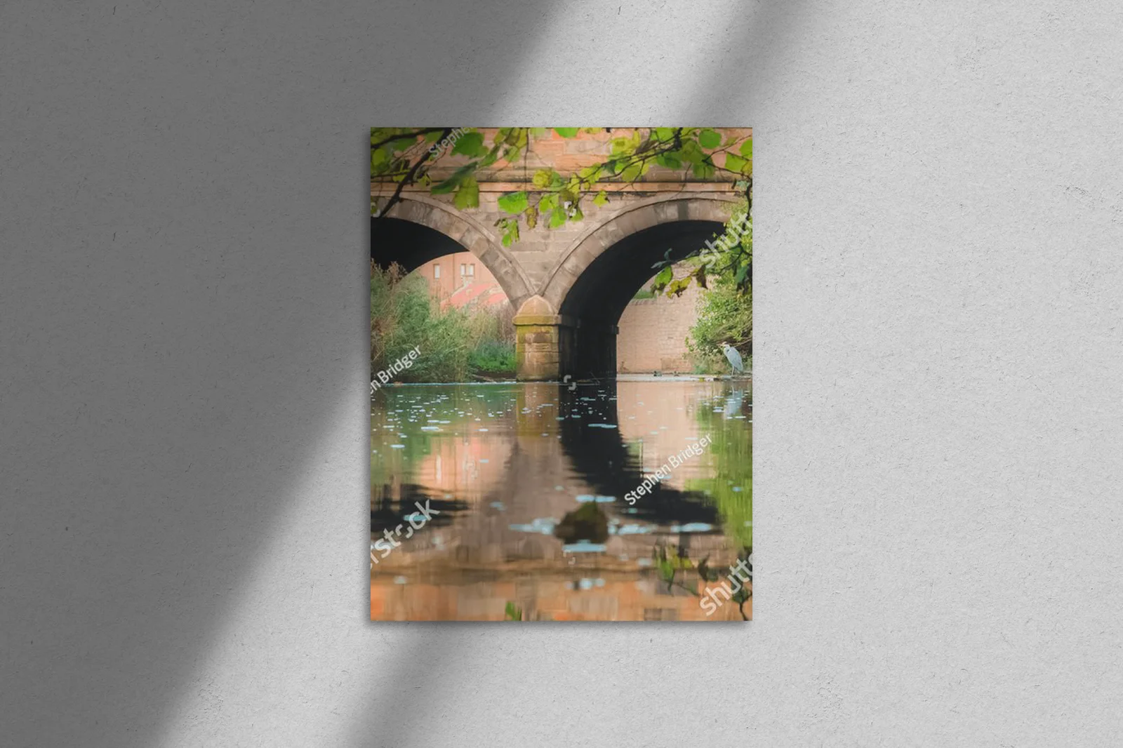 Sielanka nad Wodami Leith w otoczeniu przyrody