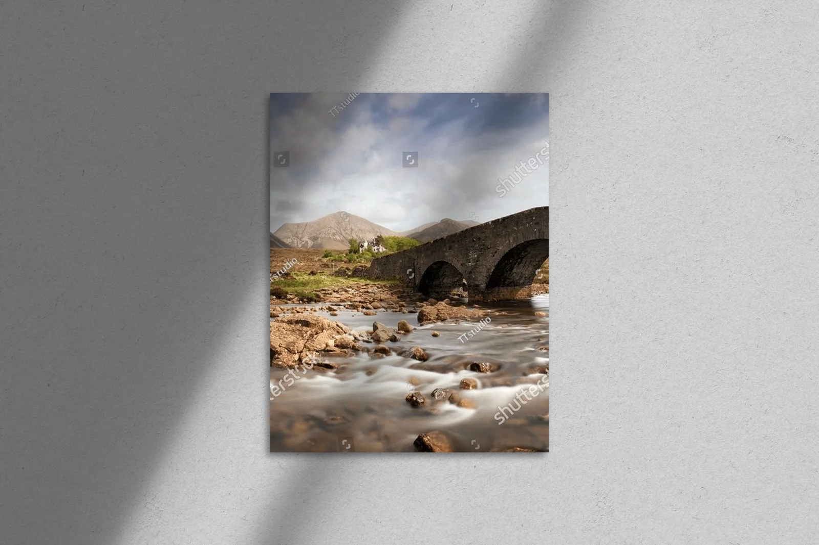 Sligachan: Kamienny most w magicznych barwach Szkocji