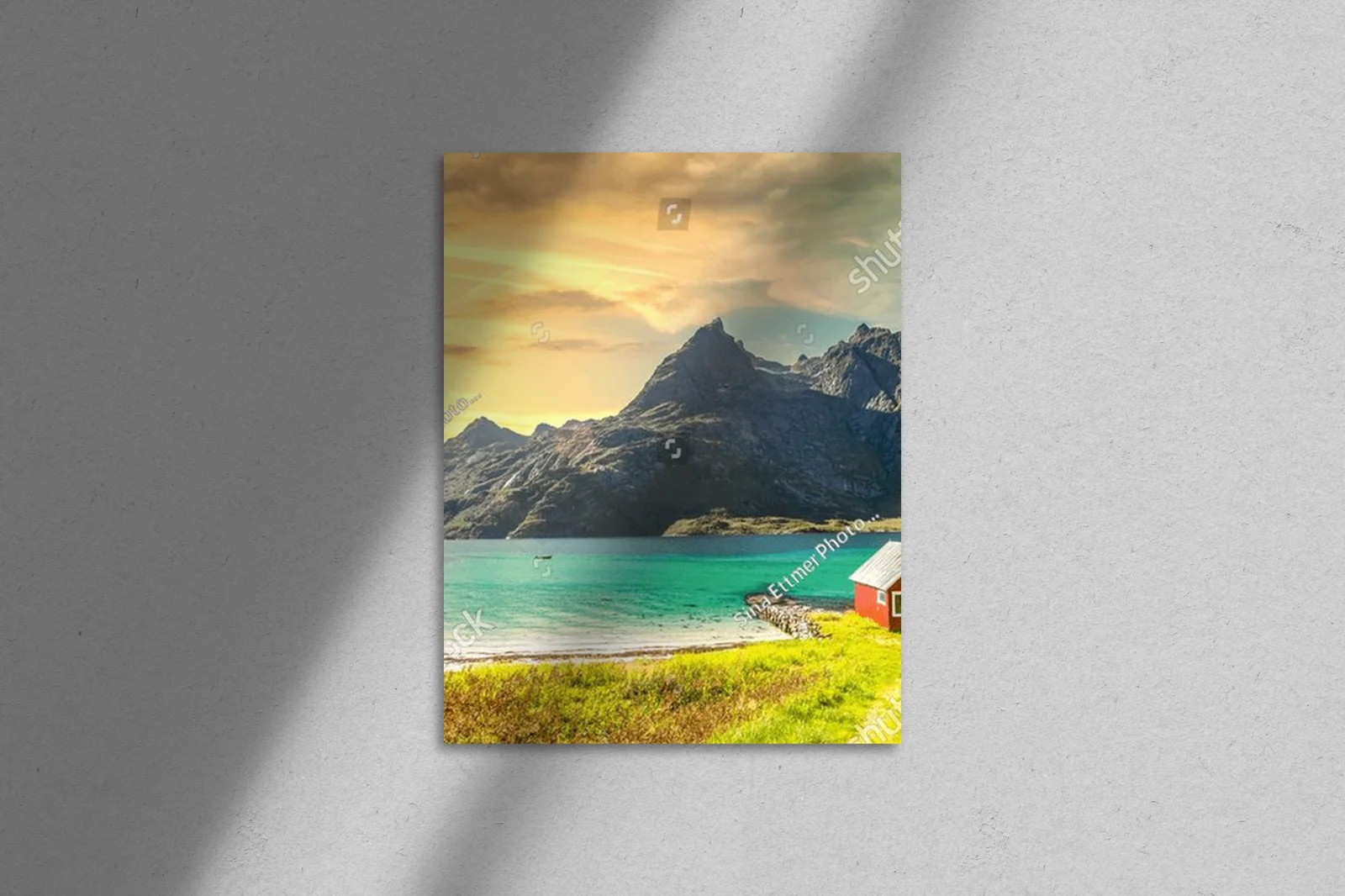 Idylliczny Trollfjord w pięknych pastelach