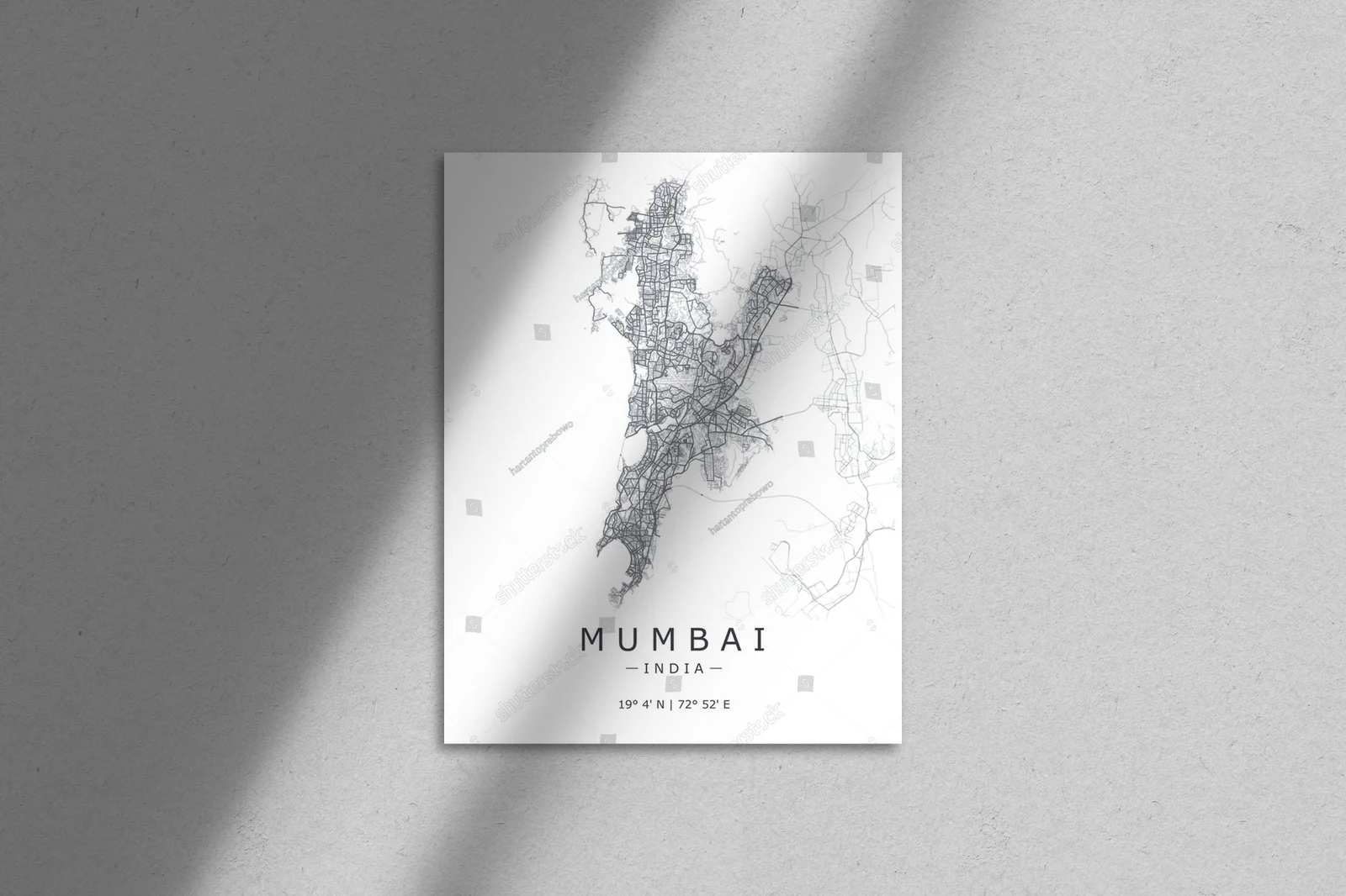 Minimalistyczna mapa Mumbai: podróż w kolorze bieli