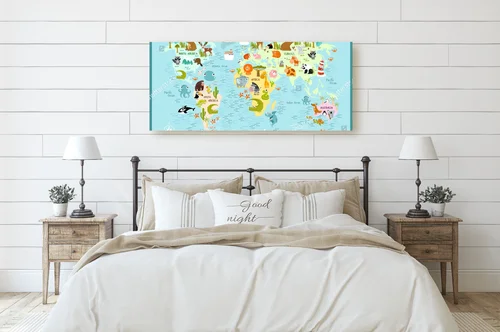 Kolorowa mapa świata z bajkowymi zwierzętami