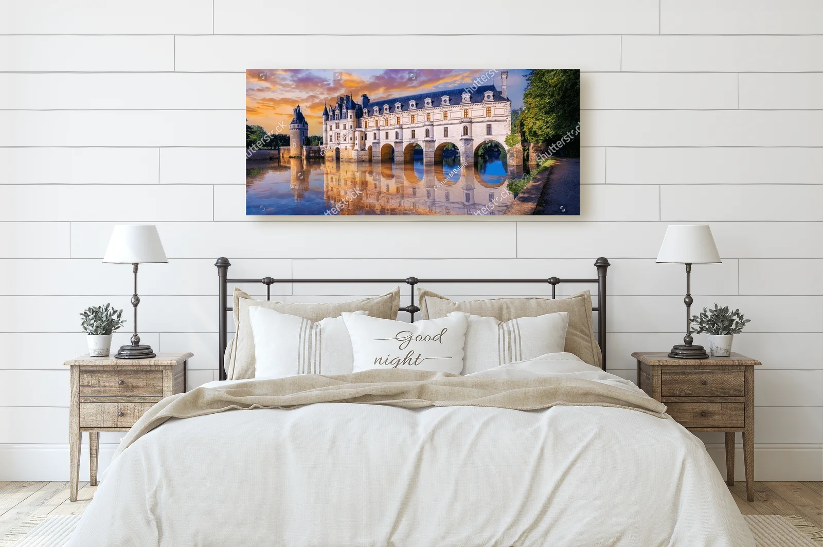 Złote refleksy na rzece Cher: zamek Chenonceau