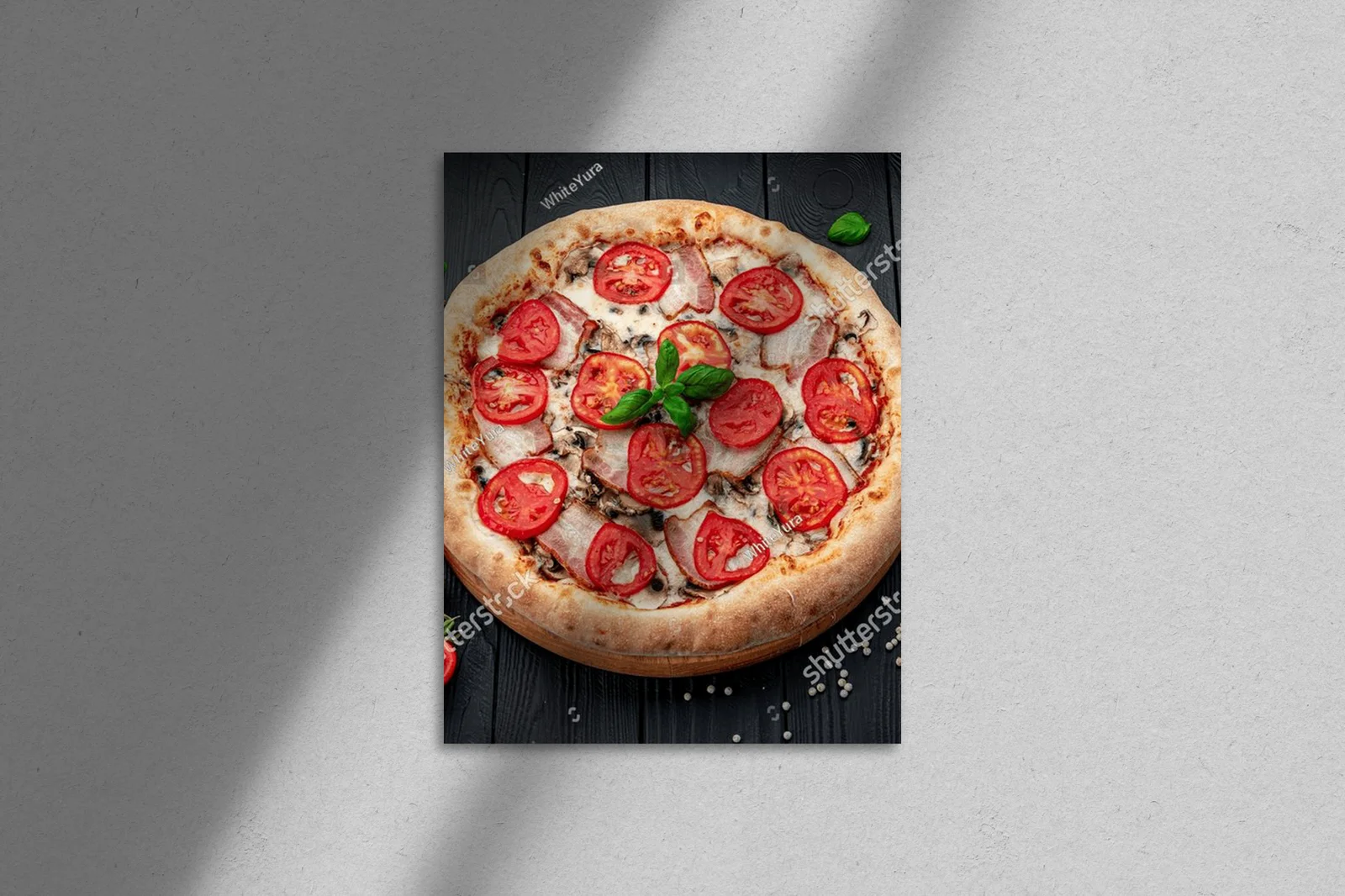 Soczysta uczta mięsnych smaków na talerzu