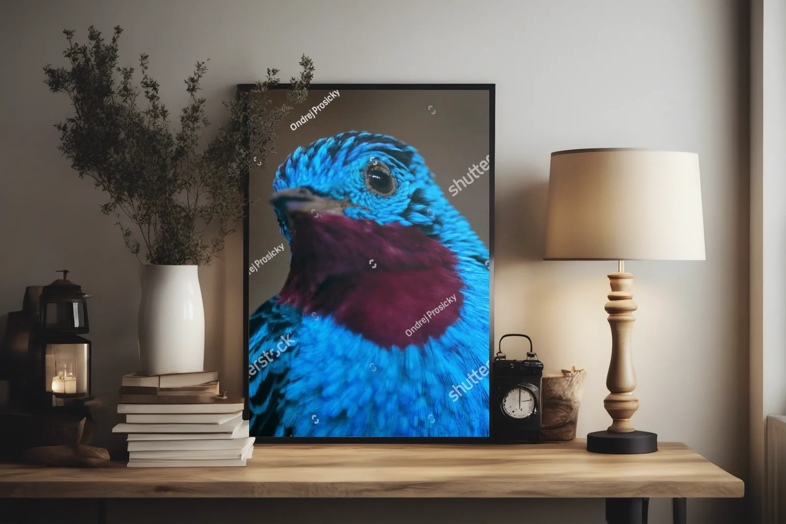 Tropikalna elegancja Cotinga w leśnej harmonii