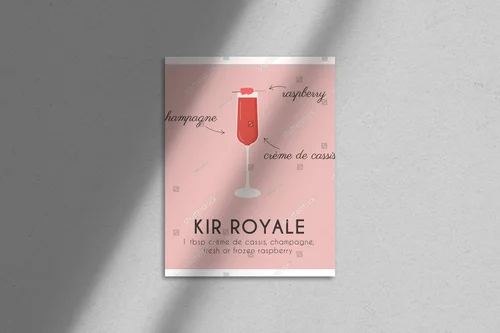 Radosny kir royale w letnich odcieniach