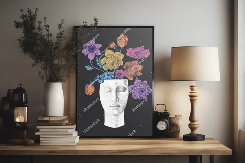 Elegancka vintage kompozycja z rzeźbą i kwiatami