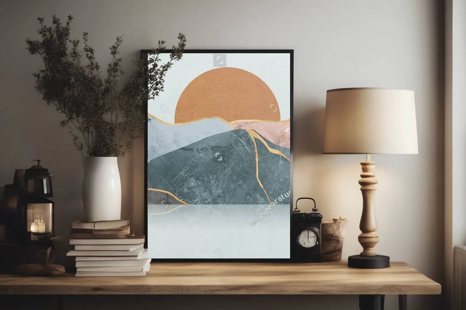 Geometryczne obrazy gór i morza w pastelowych tonach