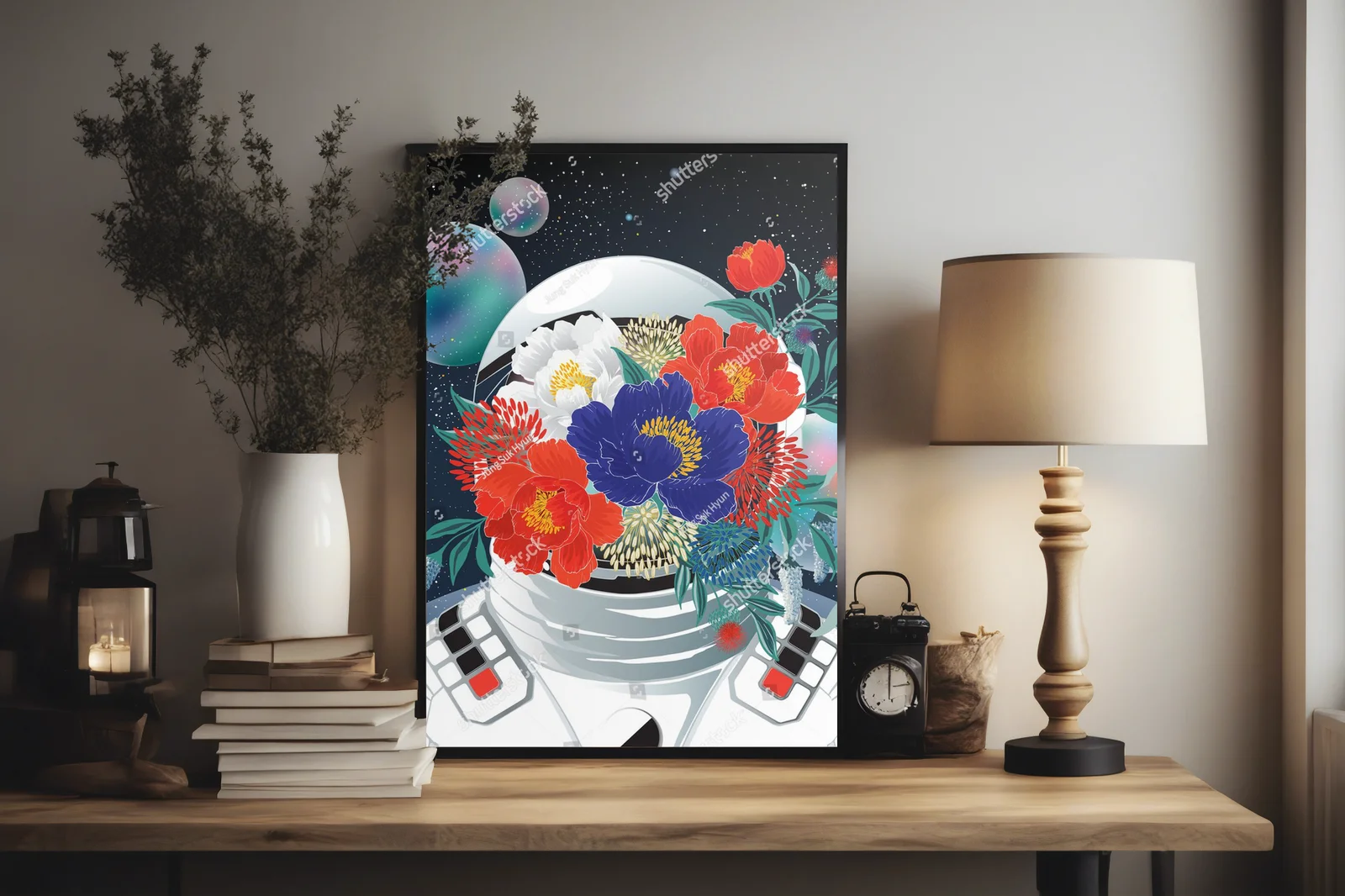 Astronautka w kwiecistej aranżacji kosmicznej