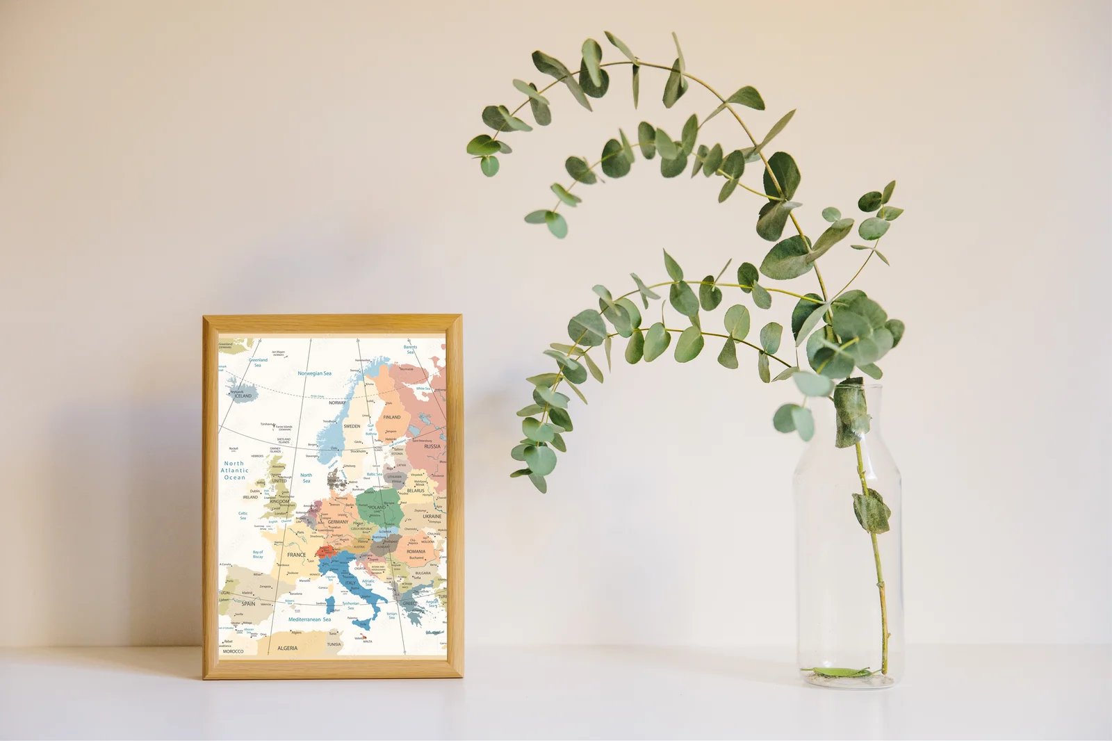 Mapa polityczna Europy w retro odcieniach
