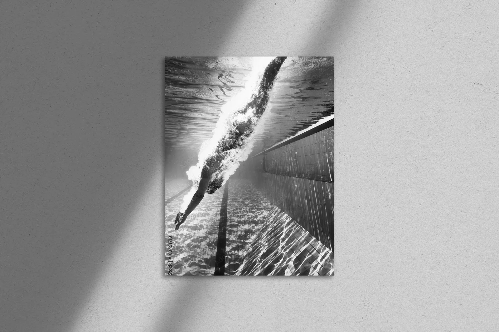Zanurzenie w monochromatycznym oceanie ciszy