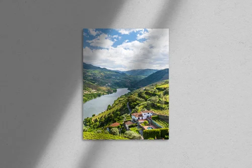 Malowniczy Krajobraz Dorzecza Douro - Portugał