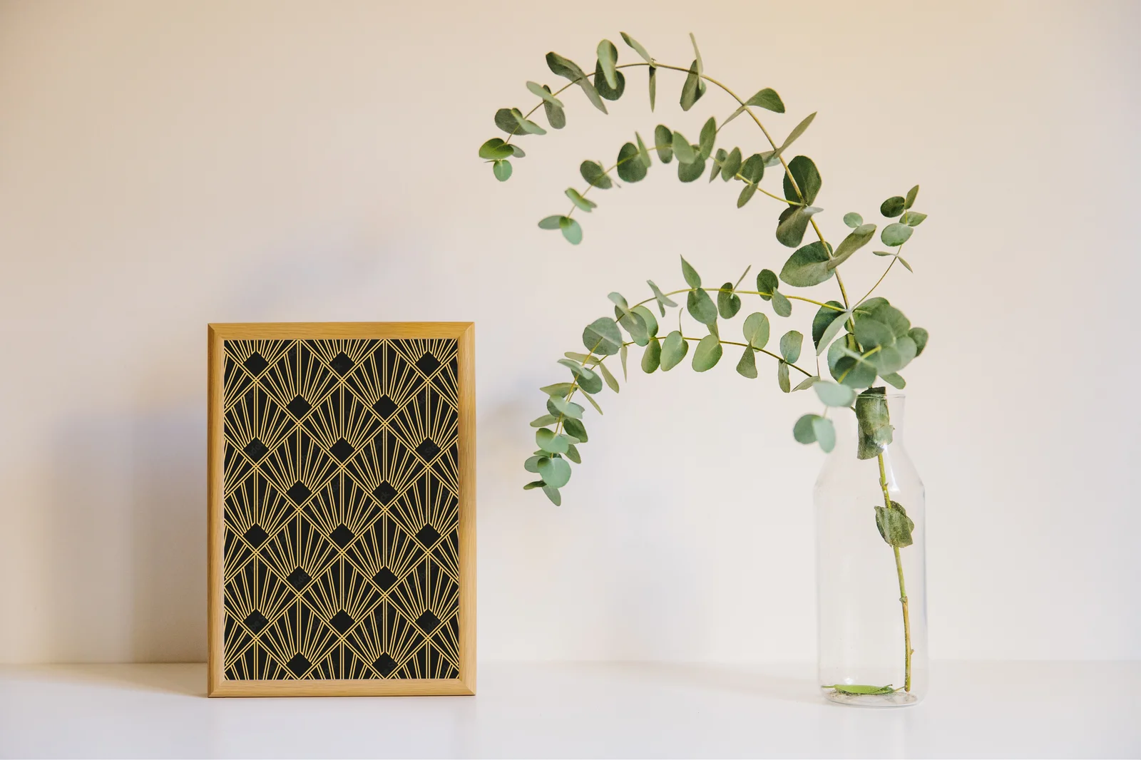 Elegancka harmonia Art Deco w ciemnych odcieniach
