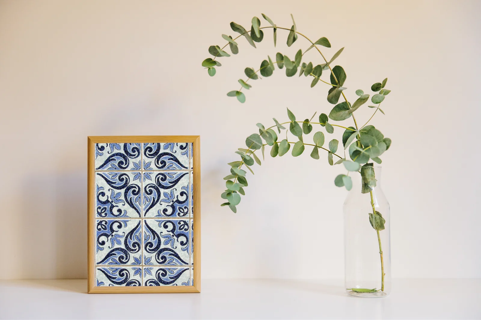 Czarujące azulejos w odcieniach beżu i błękitu