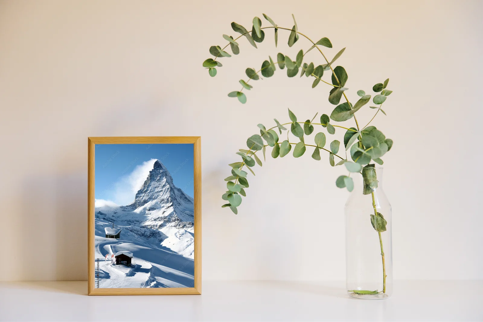 Zimowy Matterhorn w harmonijnych odcieniach niebieskiego
