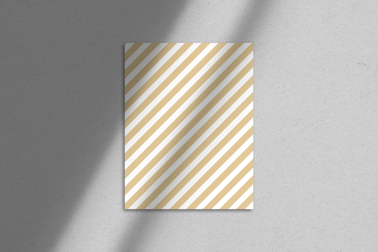 Elegancka beżowa elegancja w prostych liniach