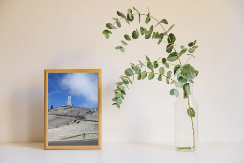 Delikatne odcienie nieba nad Mont Ventoux