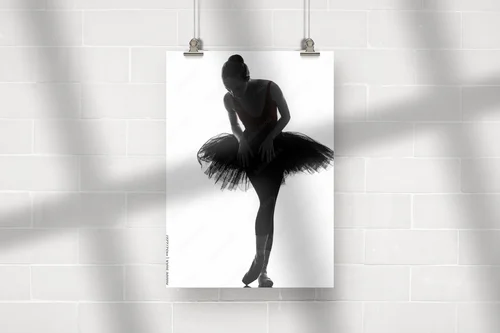 Balerina w lśniącej bieli - elegancja i lekkość
