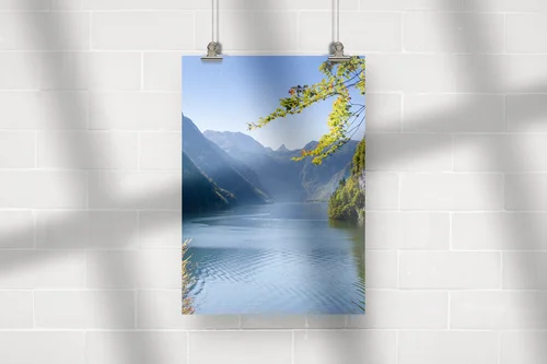 Spokojne oblicze Königssee w jesennych barwach