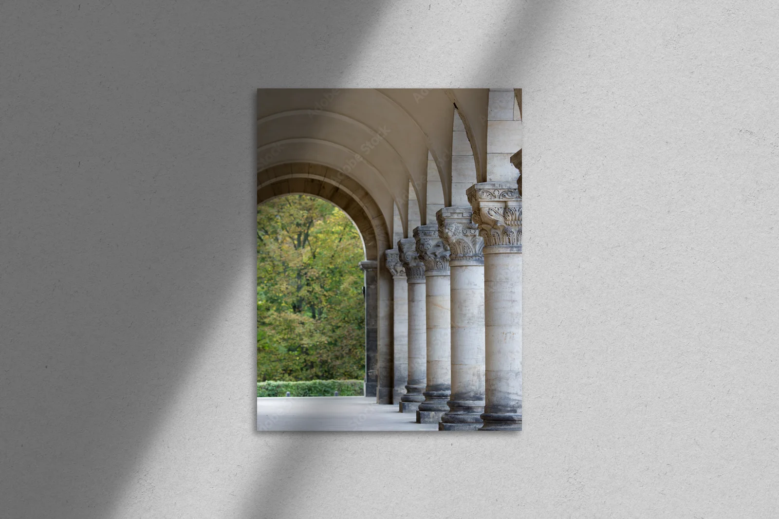 Architektoniczna elegancja w naturalnych odcieniach